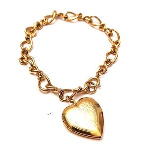 Heart Bracelet -  Locket Gold Tone - 7.5" - FREE SHIPPING!